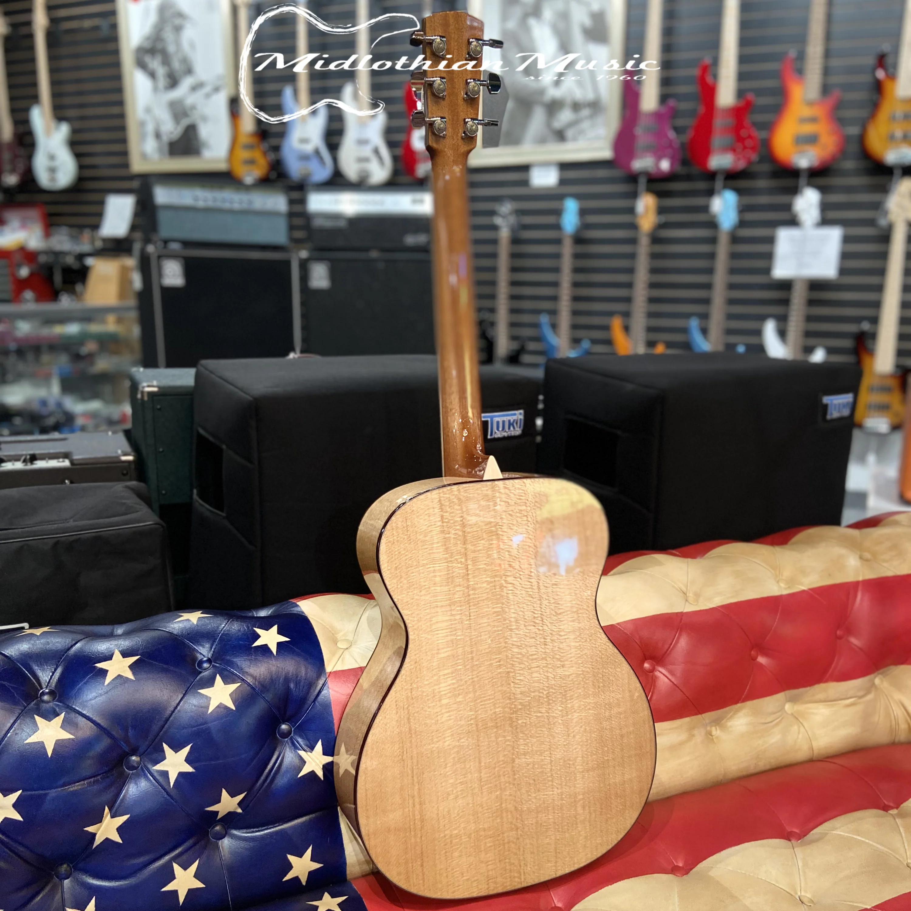 Larrivee OM-09 Custom - Silver Oak & Sitka Spruce - Acoustic Guitar w/Case (137389) - Image 10